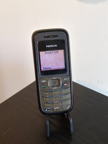 Nokia 1208 feature phone - nokia,